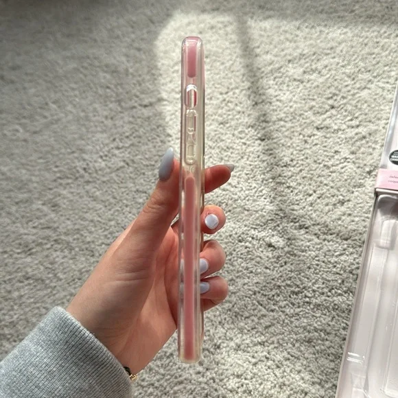 Kate Spade iPhone 12 Pro Max Case - Picture 6 of 7